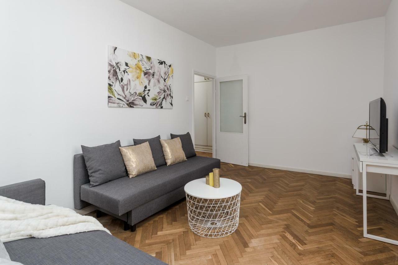 Chill Apartments Brzozowa Old Town 华沙 外观 照片